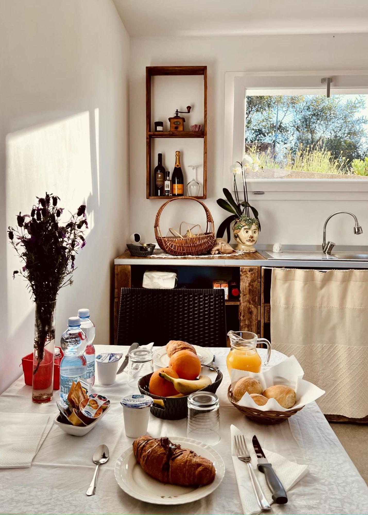 Sole Matto Rooms Olbia Extérieur photo